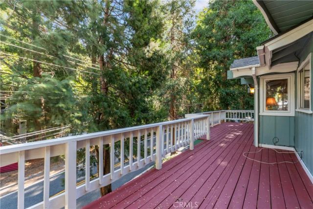 380 S Dart Canyon, Crestline, CA 92325