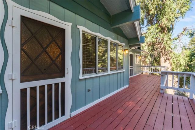 380 S Dart Canyon, Crestline, CA 92325