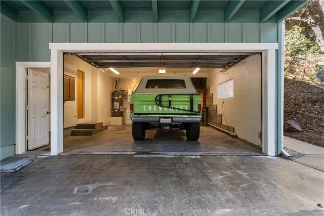 380 S Dart Canyon, Crestline, CA 92325