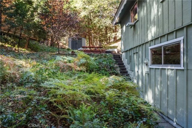 380 S Dart Canyon, Crestline, CA 92325