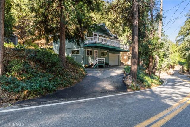 380 S Dart Canyon, Crestline, CA 92325