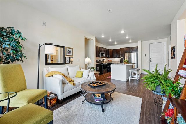 480 E Fremont Place 308, Centennial, CO 80122