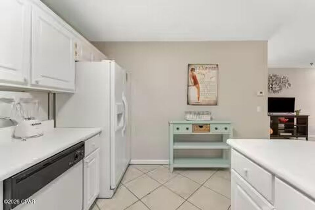 Image 11 of property listing at 17462 Front Beach Road 56206, Panama City Beach, FL 32413