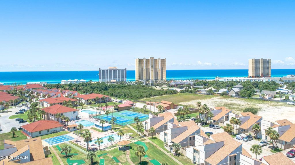Image 36 of property listing at 17462 Front Beach Road 56206, Panama City Beach, FL 32413