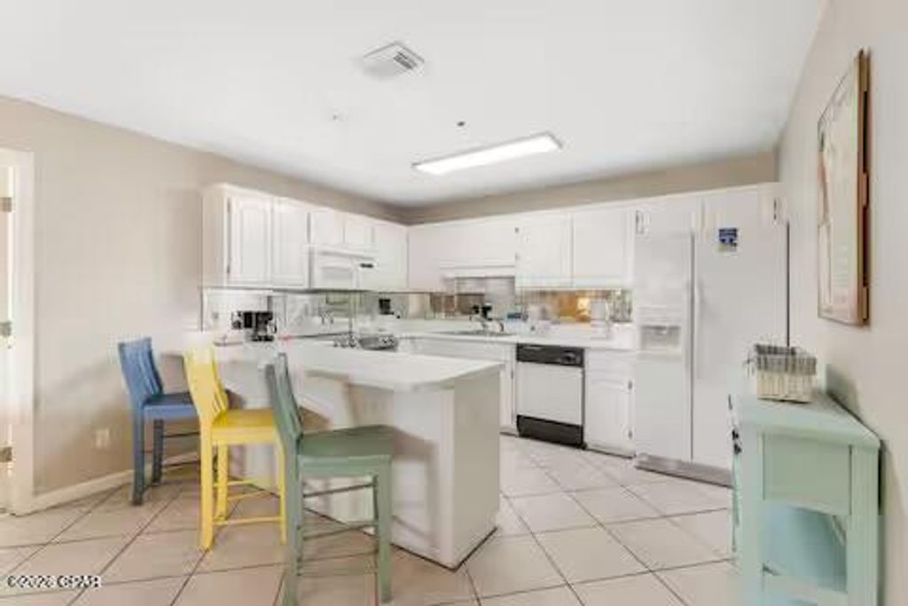 Image 9 of property listing at 17462 Front Beach Road 56206, Panama City Beach, FL 32413
