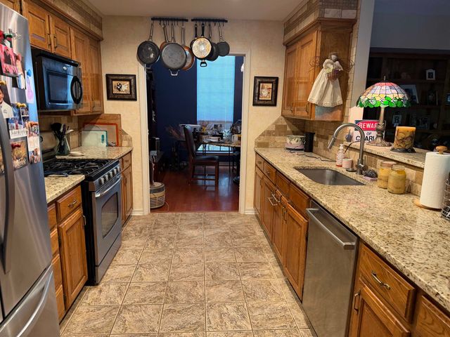 502 Sherman Drive, Marshall, TX 75672
