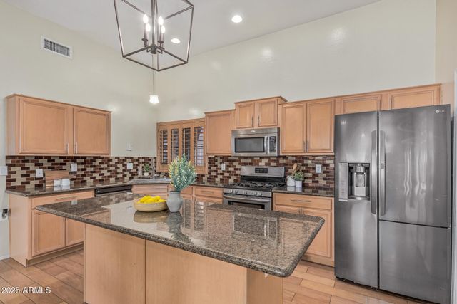 240 W BROOKS Street, Gilbert, AZ 85233