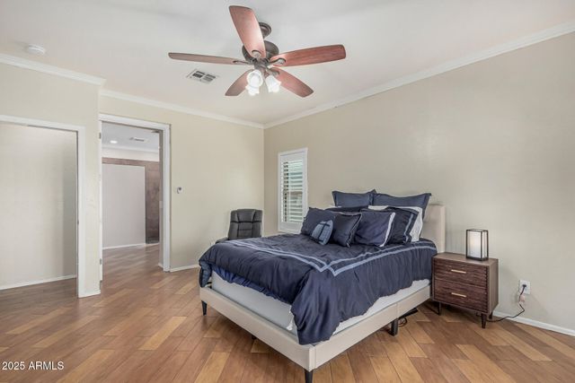 240 W BROOKS Street, Gilbert, AZ 85233