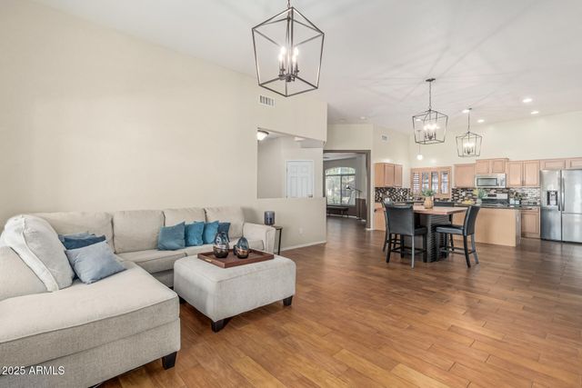 240 W BROOKS Street, Gilbert, AZ 85233