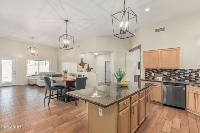 240 W BROOKS Street, Gilbert, AZ 85233