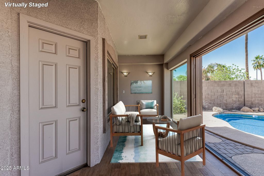 Image 23 of property listing at 240 W BROOKS Street, Gilbert, AZ 85233