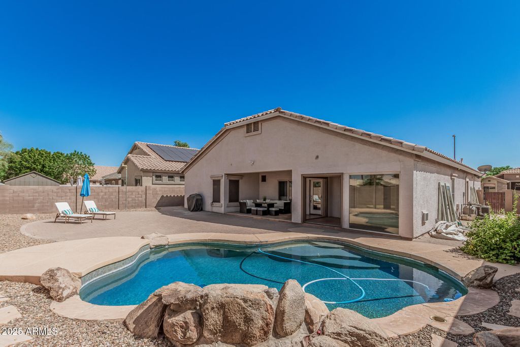 Image 27 of property listing at 240 W BROOKS Street, Gilbert, AZ 85233