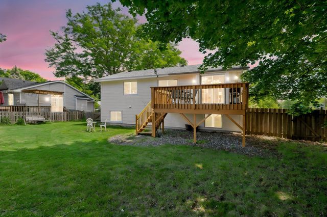 16467 Godson Drive, Lakeville, MN 55044
