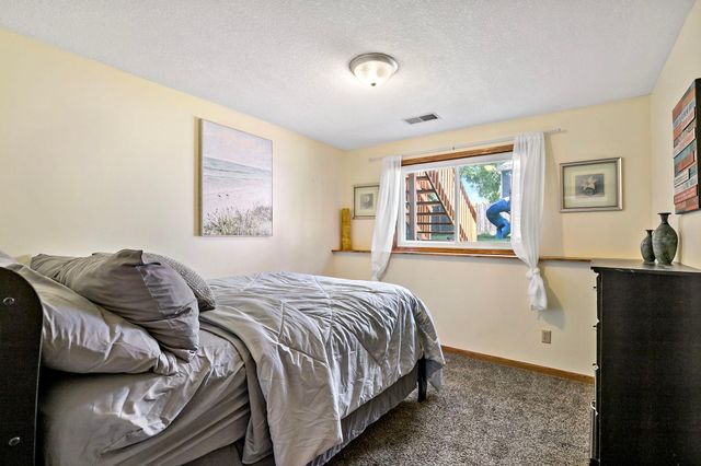 16467 Godson Drive, Lakeville, MN 55044