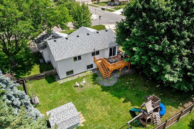 16467 Godson Drive, Lakeville, MN 55044