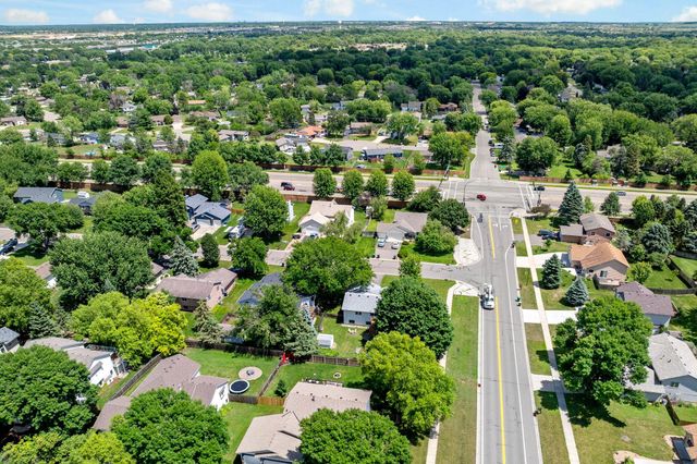 16467 Godson Drive, Lakeville, MN 55044