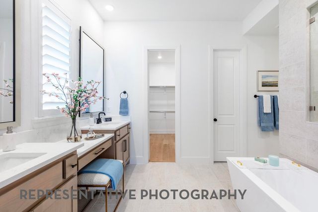 933 Pelotazo Avenue, Fort Worth, TX 76247