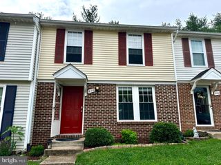 838 OAK LEAF CT, Warrenton, VA 20186