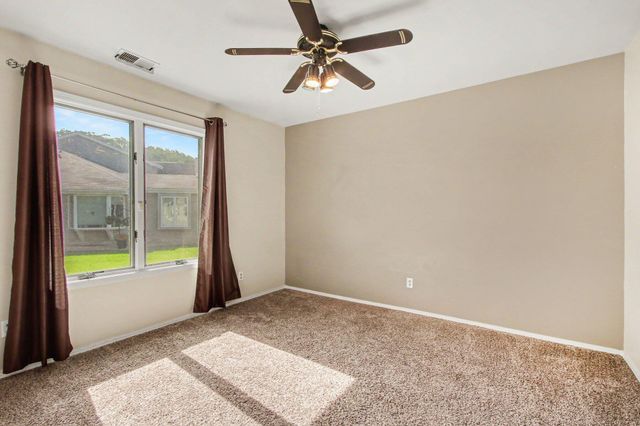 438 Deerpath Drive W, Schererville, IN 46375