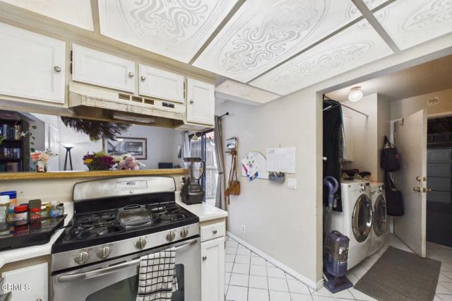23 Mission Plaza Drive, Ventura, CA 93001