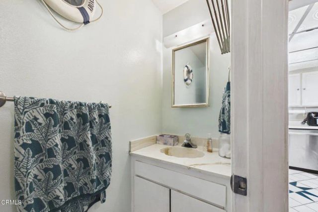 23 Mission Plaza Drive, Ventura, CA 93001