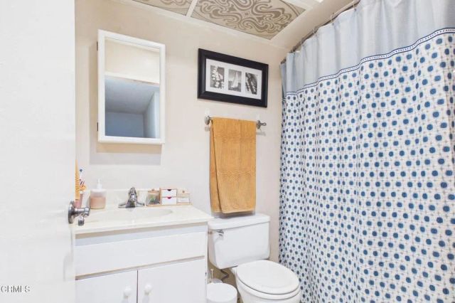 23 Mission Plaza Drive, Ventura, CA 93001