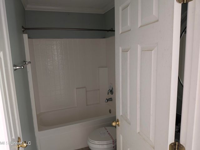 908 Edna Street, Waveland, MS 39576