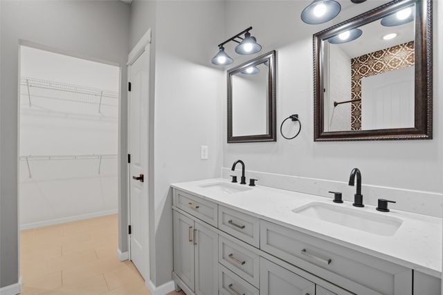 1030 Pheasant Lane, North Liberty, IA 52317