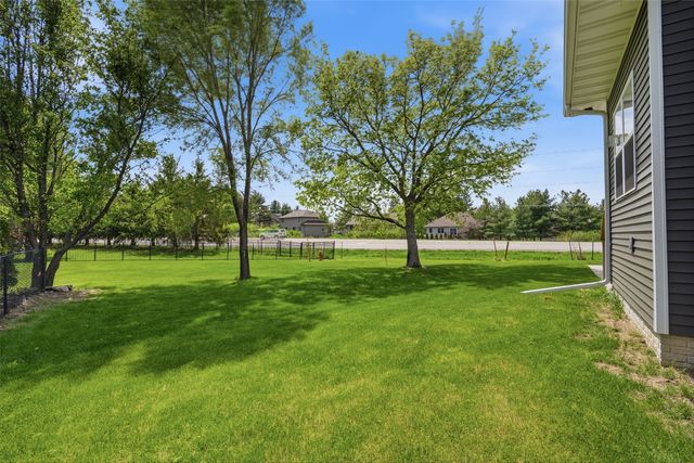 1030 Pheasant Lane, North Liberty, IA 52317