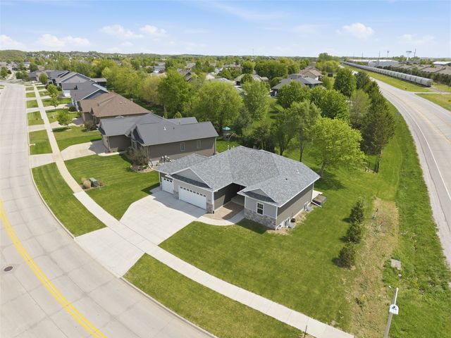1030 Pheasant Lane, North Liberty, IA 52317