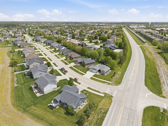 1030 Pheasant Lane, North Liberty, IA 52317