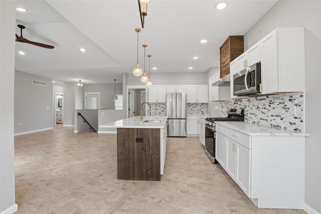1030 Pheasant Lane, North Liberty, IA 52317