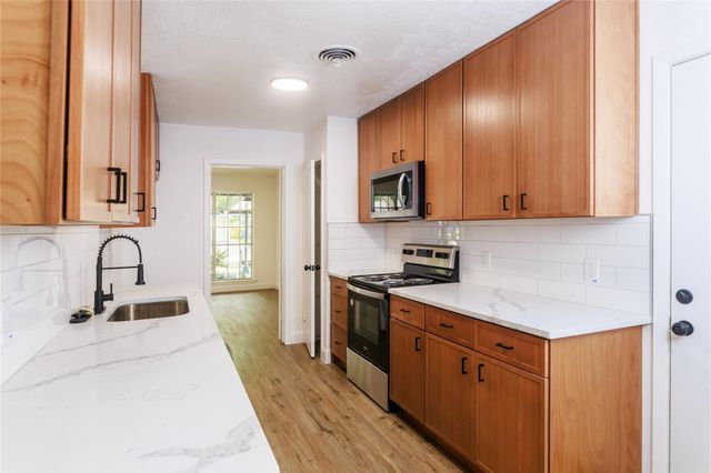 4640 Fieldwood Lane, Beaumont, TX 77706