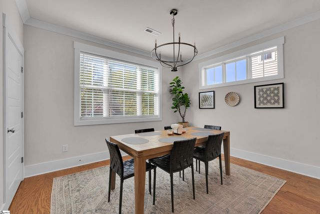 11 Keat Avenue, Greenville, SC 29601