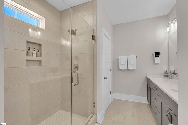 11 Keat Avenue, Greenville, SC 29601