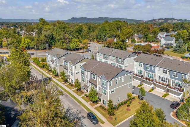 11 Keat Avenue, Greenville, SC 29601
