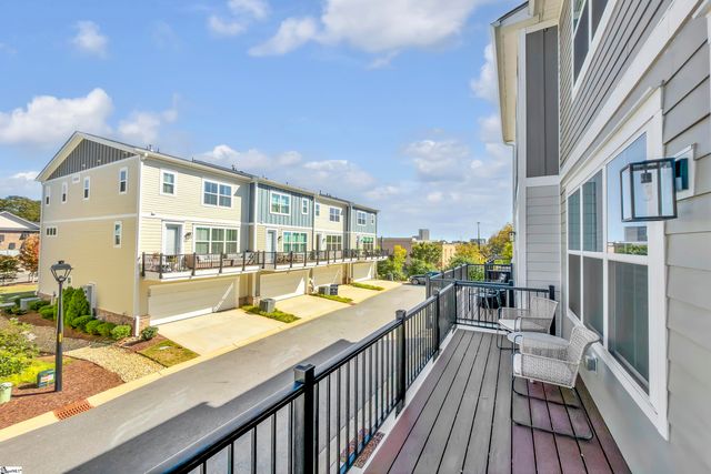 11 Keat Avenue, Greenville, SC 29601