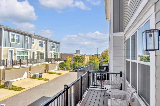 11 Keat Avenue, Greenville, SC 29601