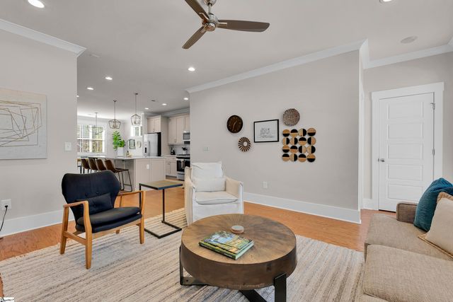 11 Keat Avenue, Greenville, SC 29601