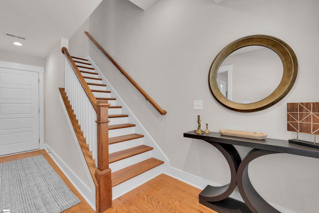 11 Keat Avenue, Greenville, SC 29601