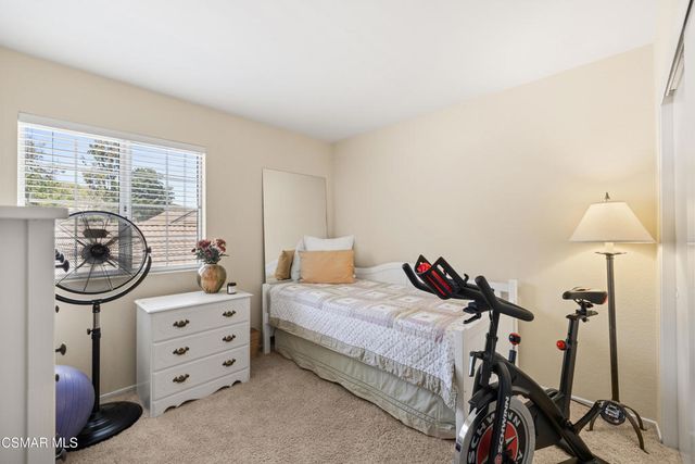 345 Jeremiah Drive E, Simi Valley, CA 93065
