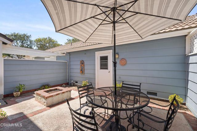 345 Jeremiah Drive E, Simi Valley, CA 93065