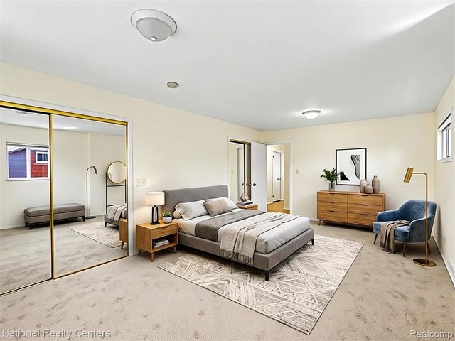 1260 Maurer Avenue, Pontiac, MI 48342