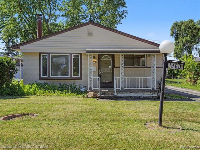 1260 Maurer Avenue, Pontiac, MI 48342