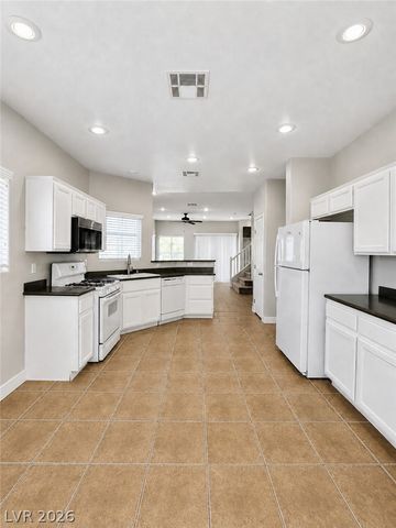 6393 Grays River Court, Las Vegas, NV 89148