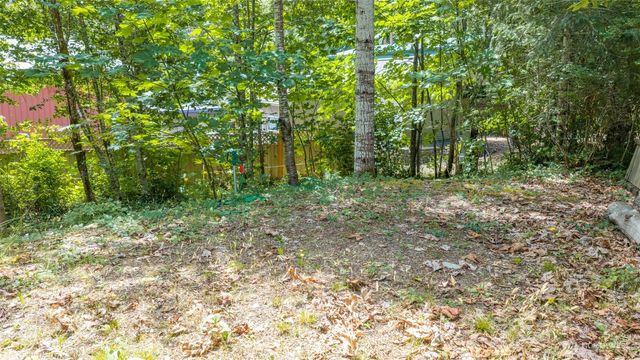 620 N Duckabush Drive W, Hoodsport, WA 98548