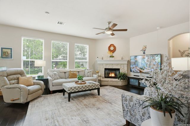 11038 Wilson Oaks, San Antonio, TX 78249