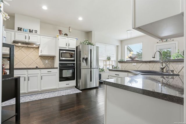 11038 Wilson Oaks, San Antonio, TX 78249