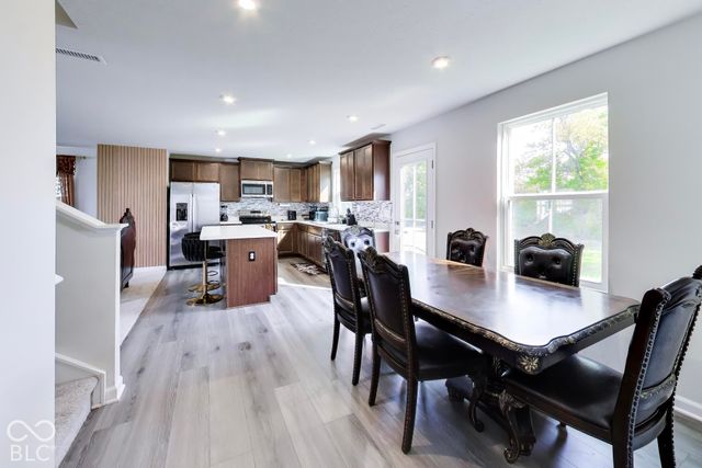 2289 Holiday Creek Drive, Whitestown, IN 46075