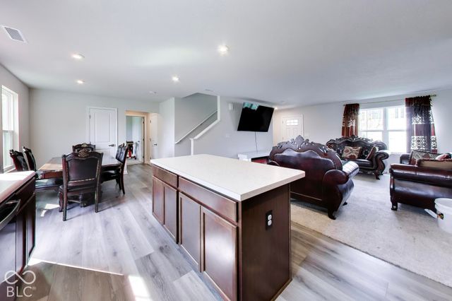 2289 Holiday Creek Drive, Whitestown, IN 46075